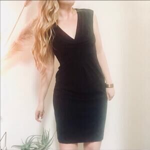 BANANA REPUBLIC Tank Pleated LBD VNeck Black Work Office Classic Preppy Dress 6